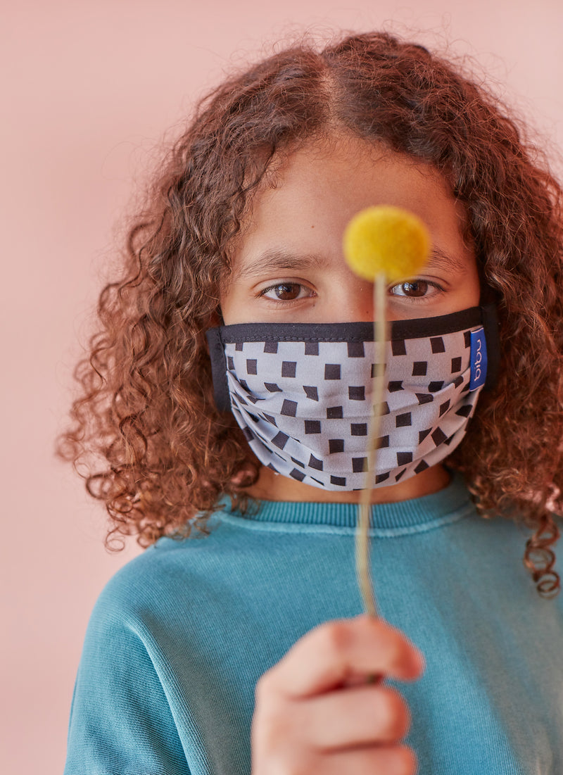 checker design sustainable kids face mask made in Barcelona
